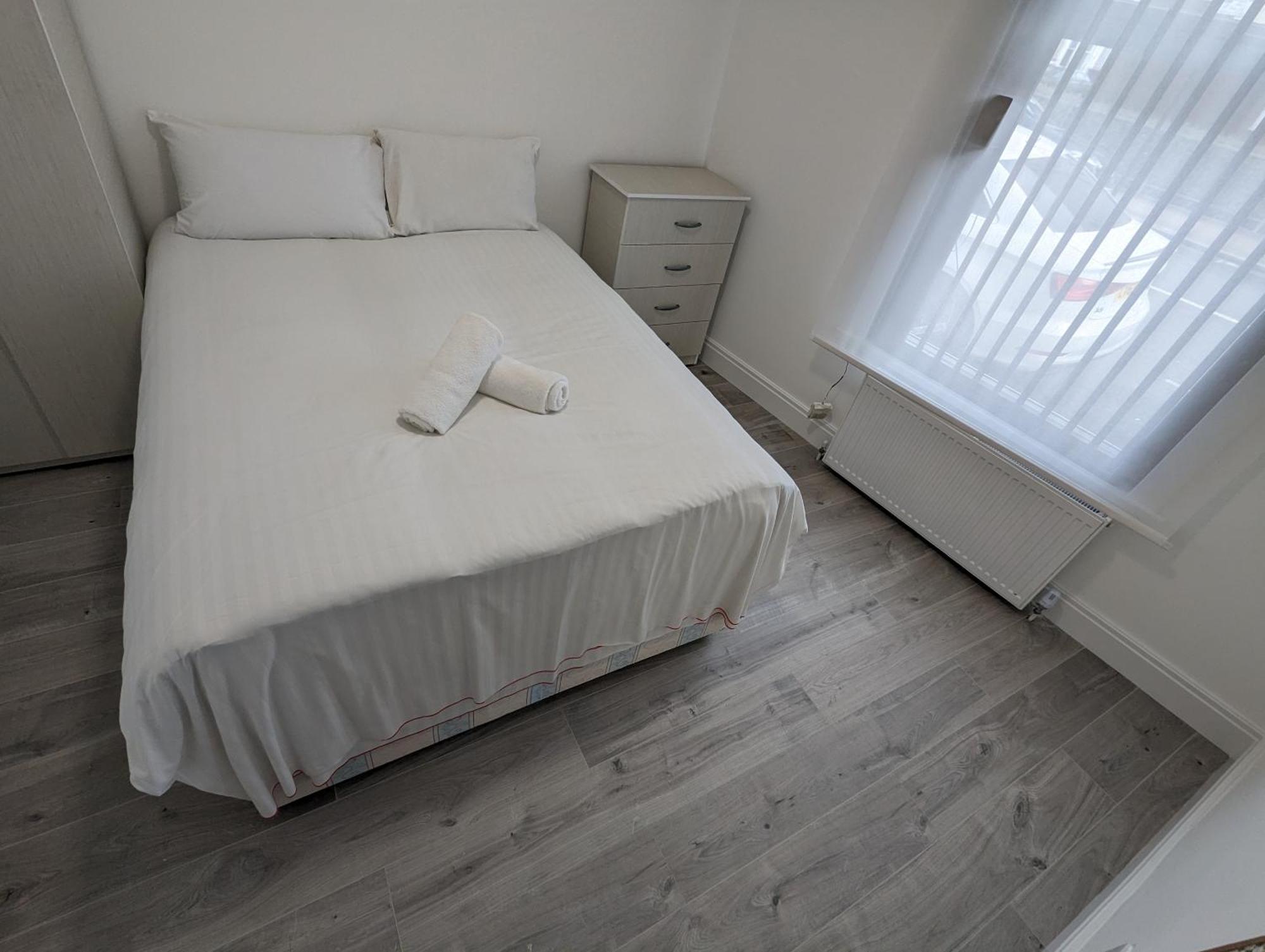 Mile End Rooms 伦敦 外观 照片